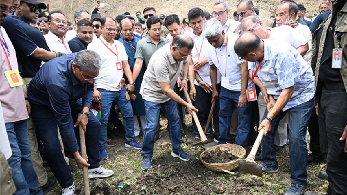 বাবার স্মৃতি বিজড়িত উলসী খাল পুনঃখনন প্রধানমন্ত্রীর