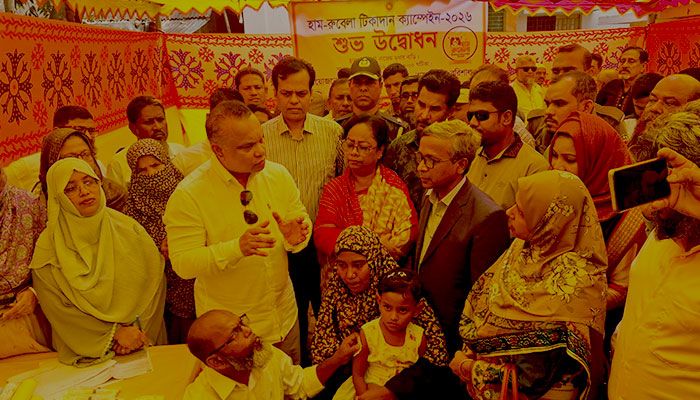 দেশে যথেষ্ট টিকার মজুদ রয়েছে: জিয়া উদ্দিন