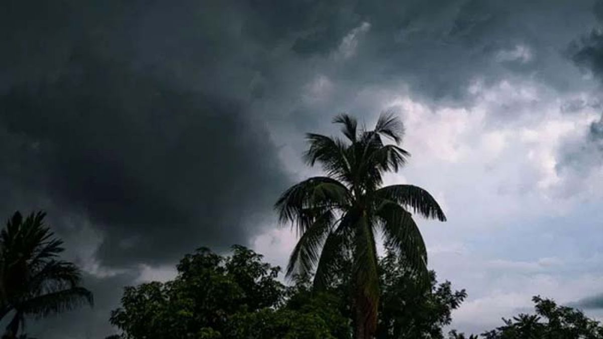 ৭ বিভাগে ঝড়ের আভাস, ৪ সমুদ্রবন্দরে সতর্ক সংকেত