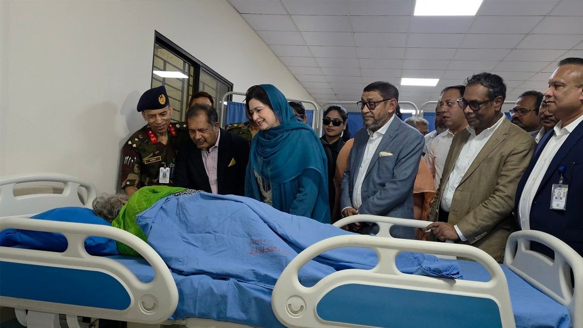 কুর্মিটোলায় ৫০ শয্যার আইসিইউ উদ্বোধন জুবাইদা রহমানের