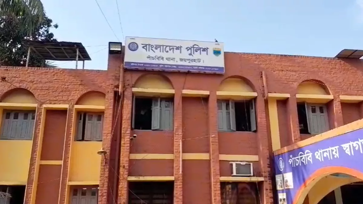 পাঁচবিবিতে ইটের দেয়াল ভেঙে হালের দুটি গরু চুরি