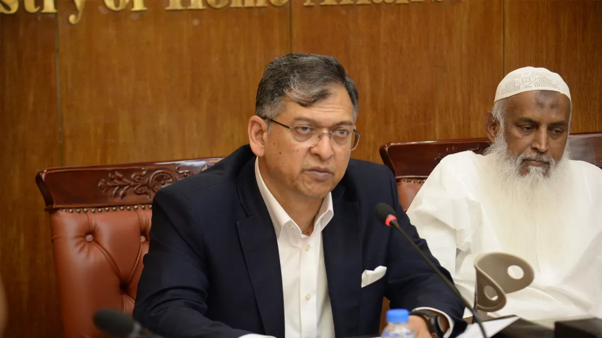 ঈদে পশুর হাটে চাঁদাবাজি বন্ধে হটলাইন চালু করা হবে: স্বরাষ্ট্রমন্ত্রী 