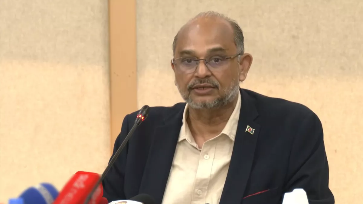 টাকা ছাপানোর অভিযোগ গালগল্প: প্রধানমন্ত্রীর অর্থ উপদেষ্টা