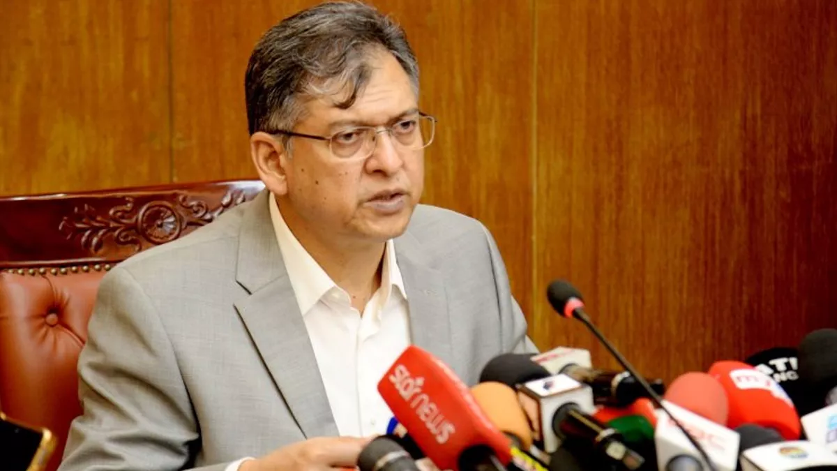 আইনি প্রক্রিয়ায় হাসিনাকে ফেরাতে চায় সরকার: স্বরাষ্ট্রমন্ত্রী