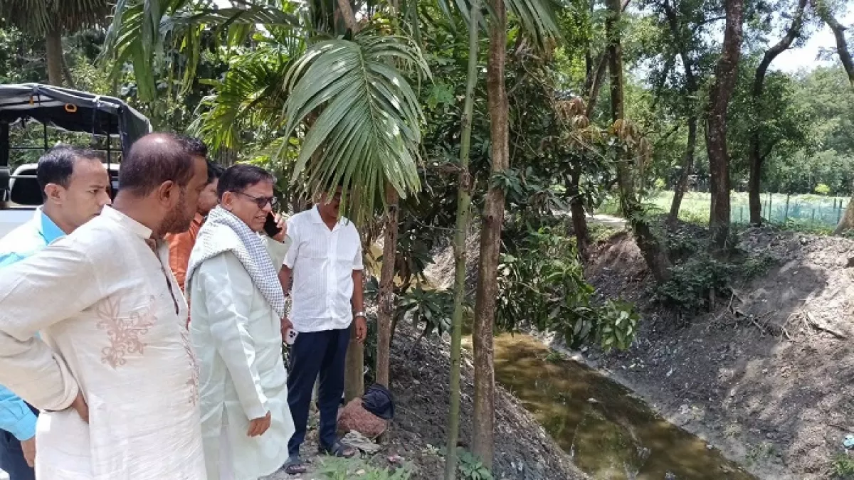কমলনগরে জারির দোনা খাল পুনঃখনন কাজ পরিদর্শনে হুইপ নিজান