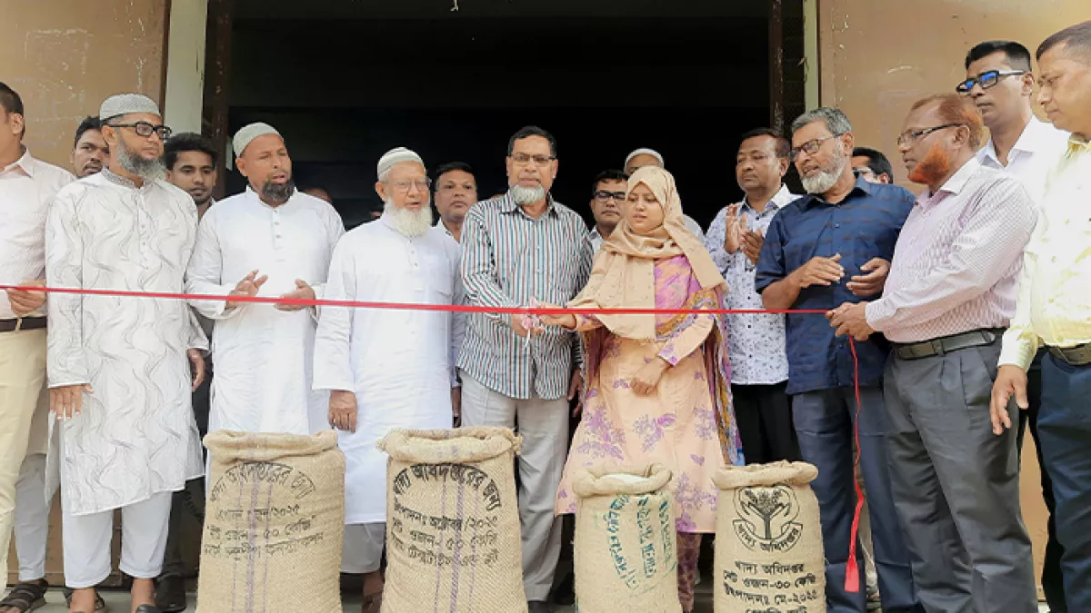 সান্তাহারে বোরো মৌসুমের ধান-চাল সংগ্রহ অভিযান উদ্বোধন