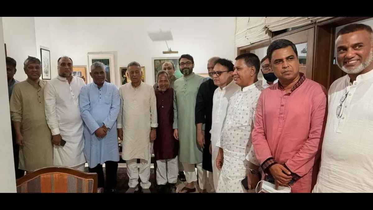 অর্থমন্ত্রী আমীর খসরুর সঙ্গে চট্টগ্রাম চেম্বারের নবনির্বাচিত পরিচালকদের মতবিনিময়