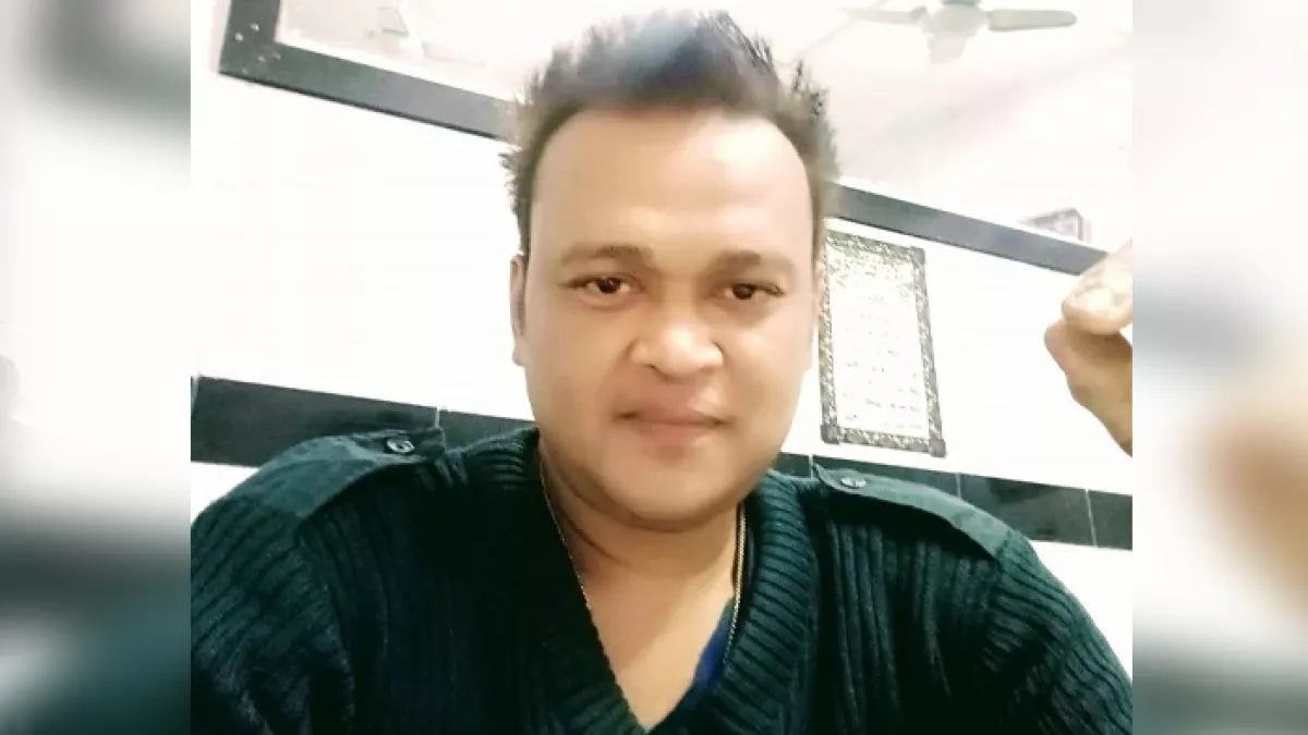 খুলনায় প্রকাশ্যে ব্যবসায়ীকে গুলি