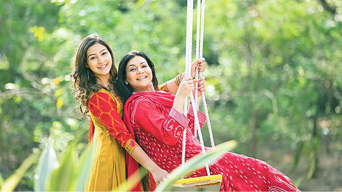 মাকেও সময় দিন