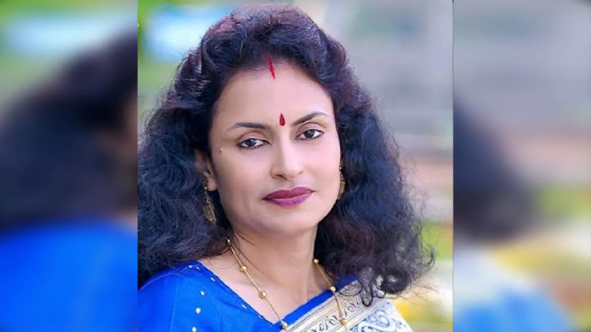 নরসিংদীতে শ্রেষ্ঠ প্রধান শিক্ষিকা মল্লিকা সাহা