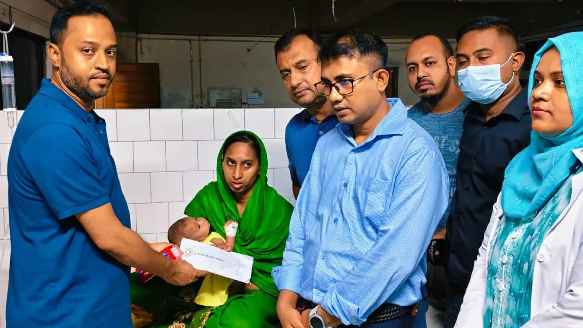 হামে আক্রান্ত শিশু নূর নাহারের পাশে জুবাইদা রহমান