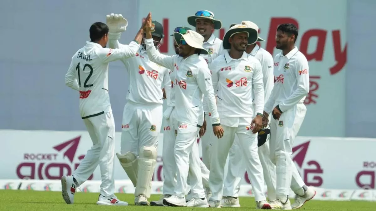 ২৩২ রানে অলআউট পাকিস্তান, লিডে বাংলাদেশ