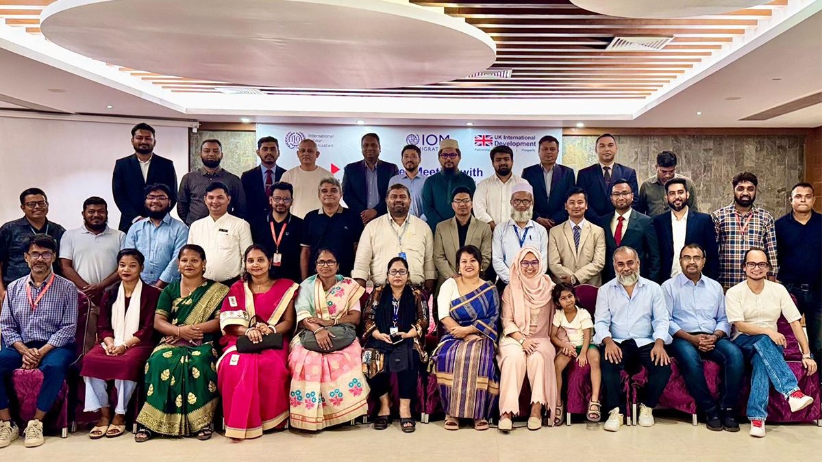 কক্সবাজারে পরিবেশবান্ধব খেলনা ও শিক্ষা উপকরণ নিয়ে স্টেকহোল্ডার সভা অনুষ্ঠিত