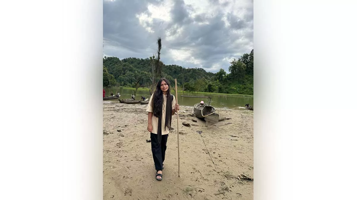 ভ্রমণে ফার্স্ট এইড ও জুতা 