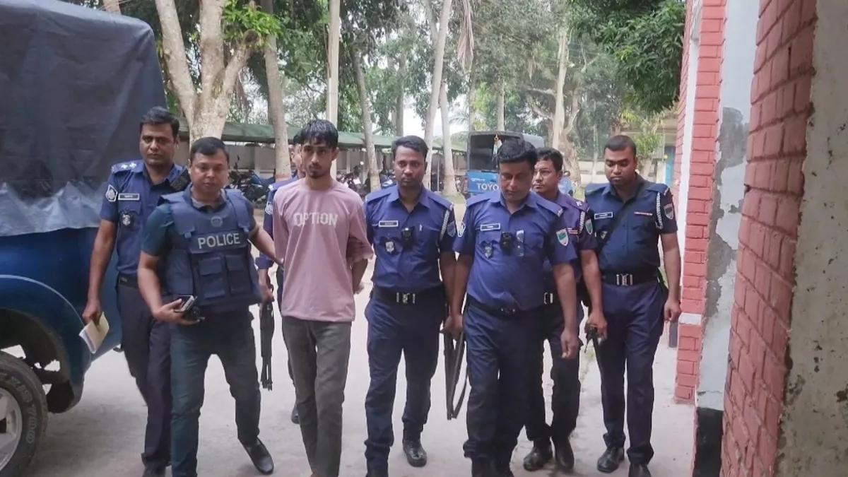 নড়াইলে ঘুমন্ত স্ত্রীকে ‘কুপিয়ে হত্যা’ স্বামী আটক