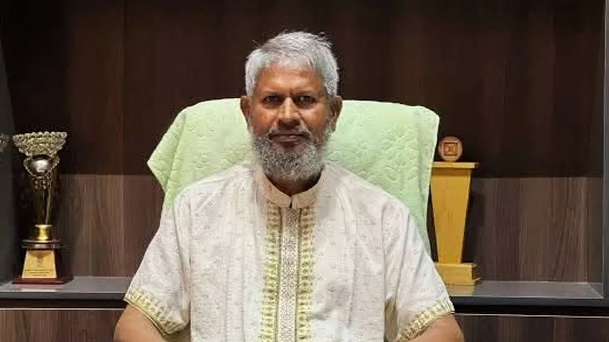 সরকার সিদ্ধান্ত নিলে দায়িত্ব হস্তান্তর করব: কুবি উপাচার্য