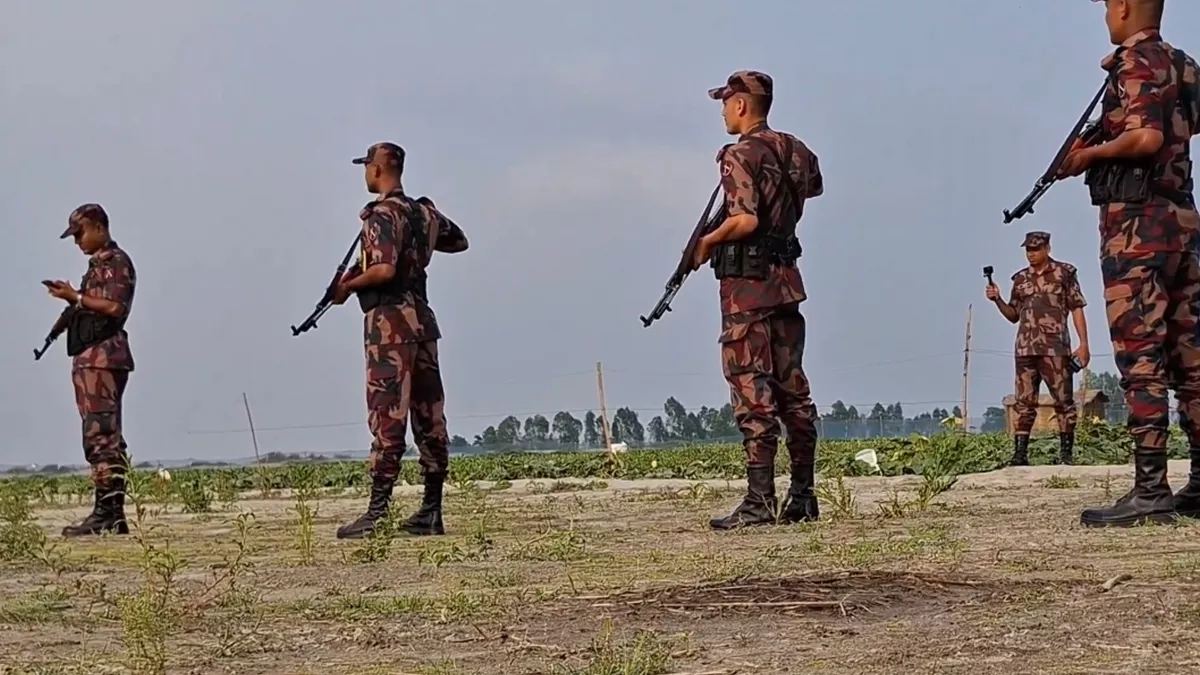 বিএসএফের একের পর এক বিতর্কিত কর্মকাণ্ড, কড়া নজরদারিতে বিজিবি