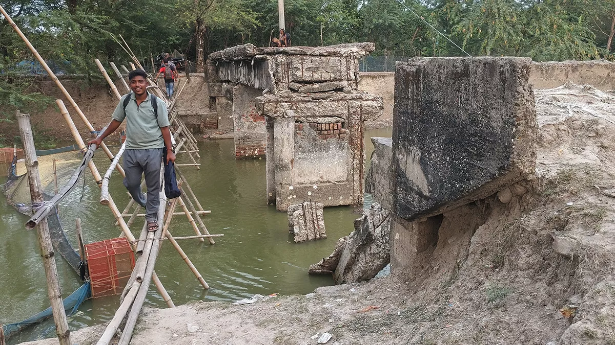 বেহাল দশা ওড়াতলা ব্রিজের, দুর্ভোগে ৫ গ্রামের মানুষ