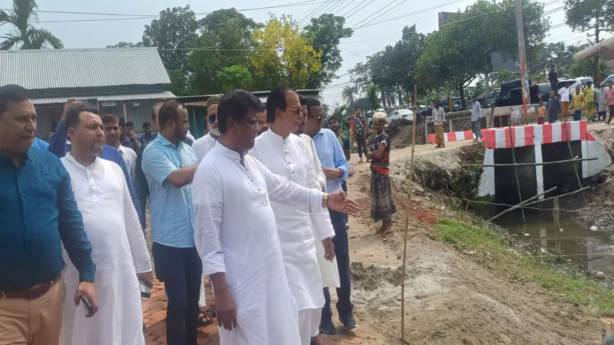 খাল খনন মাছে-ভাতে বাঙালির সেই দিন ফিরিয়ে আনবে: ত্রাণমন্ত্রী
