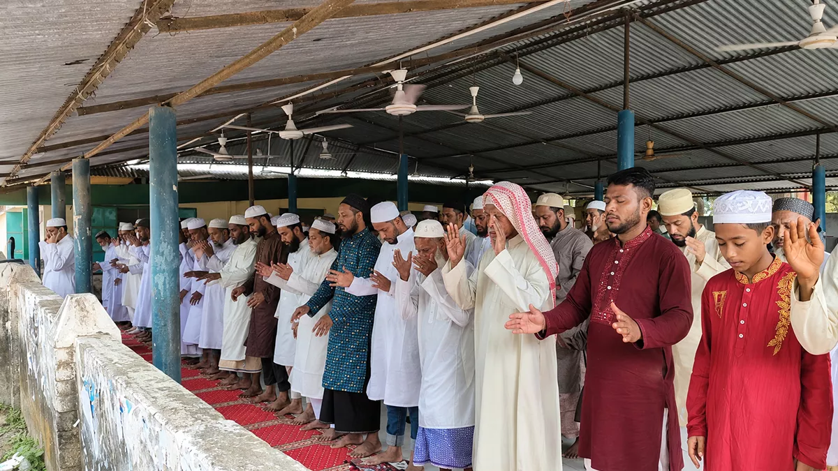 রামগঞ্জেও সৌদির সঙ্গে মিল রেখে ঈদুল আজহা উদযাপন