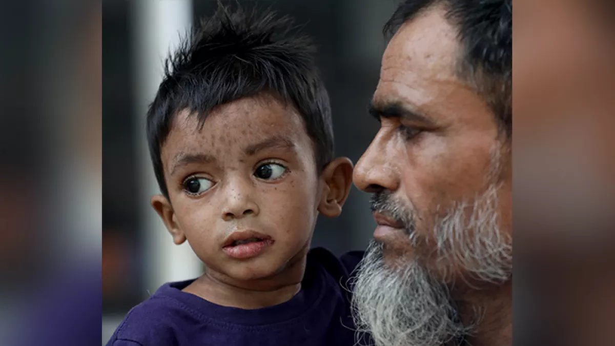 ছোট্ট শিশুর এ প্রাণ সইবে কত আর?