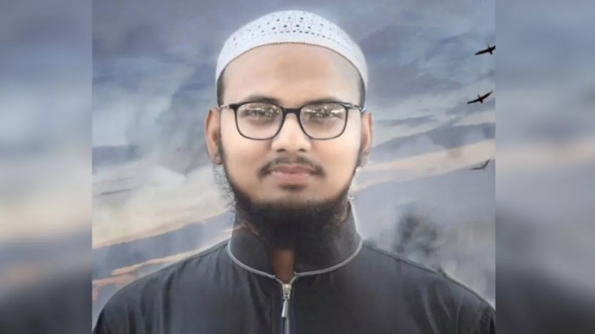 নাটোরে পর্নোগ্রাফি মামলায় মাওলানা গ্রেপ্তার