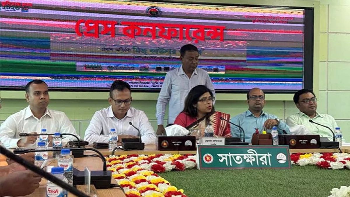 দেশের দ্বিতীয় সর্বোচ্চ ভূমিসেবা কেন্দ্রের জেলা সাতক্ষীরা: জেলা প্রশাসক
