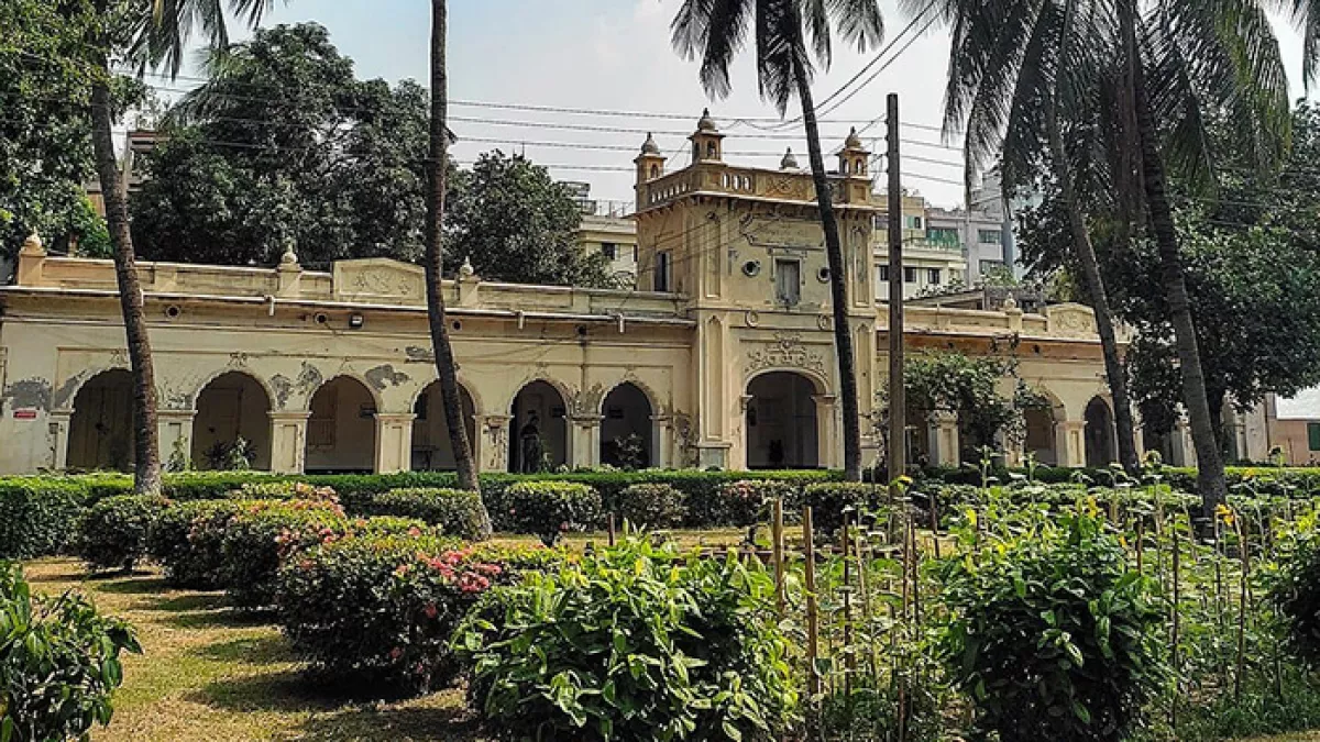 রক্ষকই ভক্ষক, এতিমেরা পণ্য