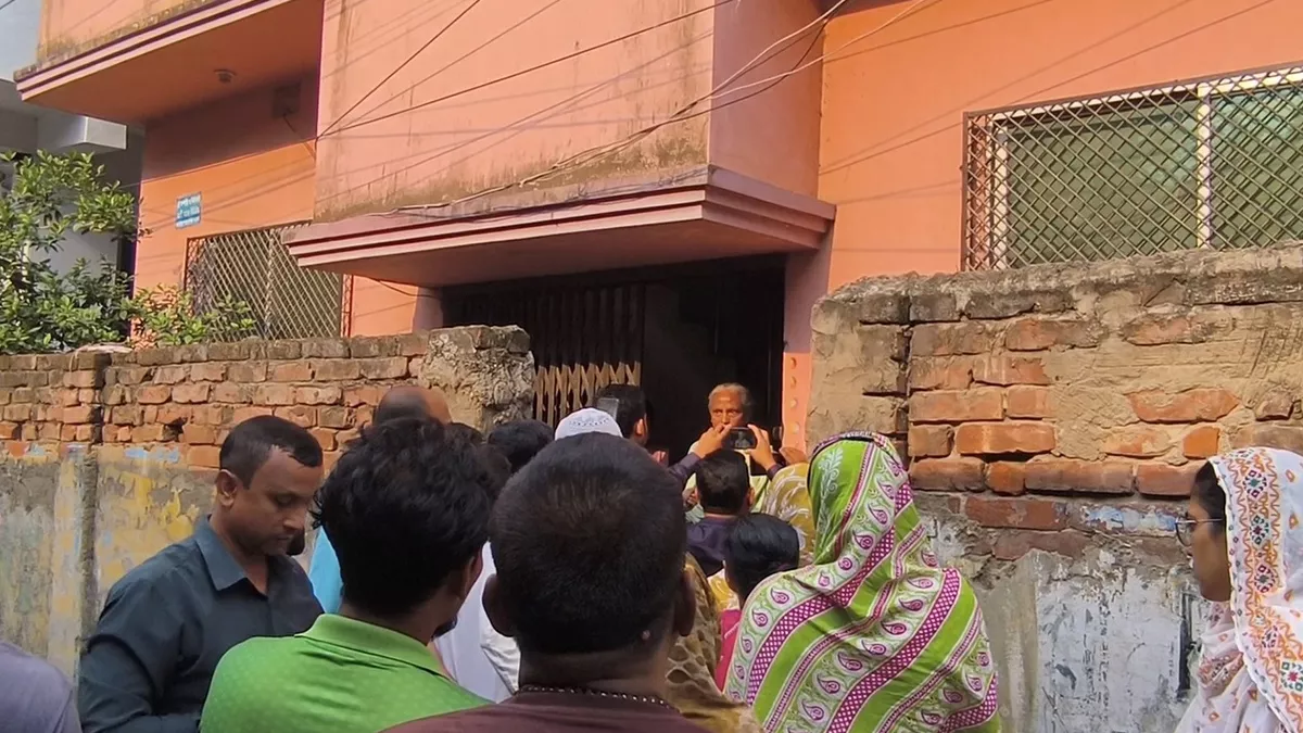 মাদারীপুরে একই পরিবারের তিনজনের মরদেহ উদ্ধার
