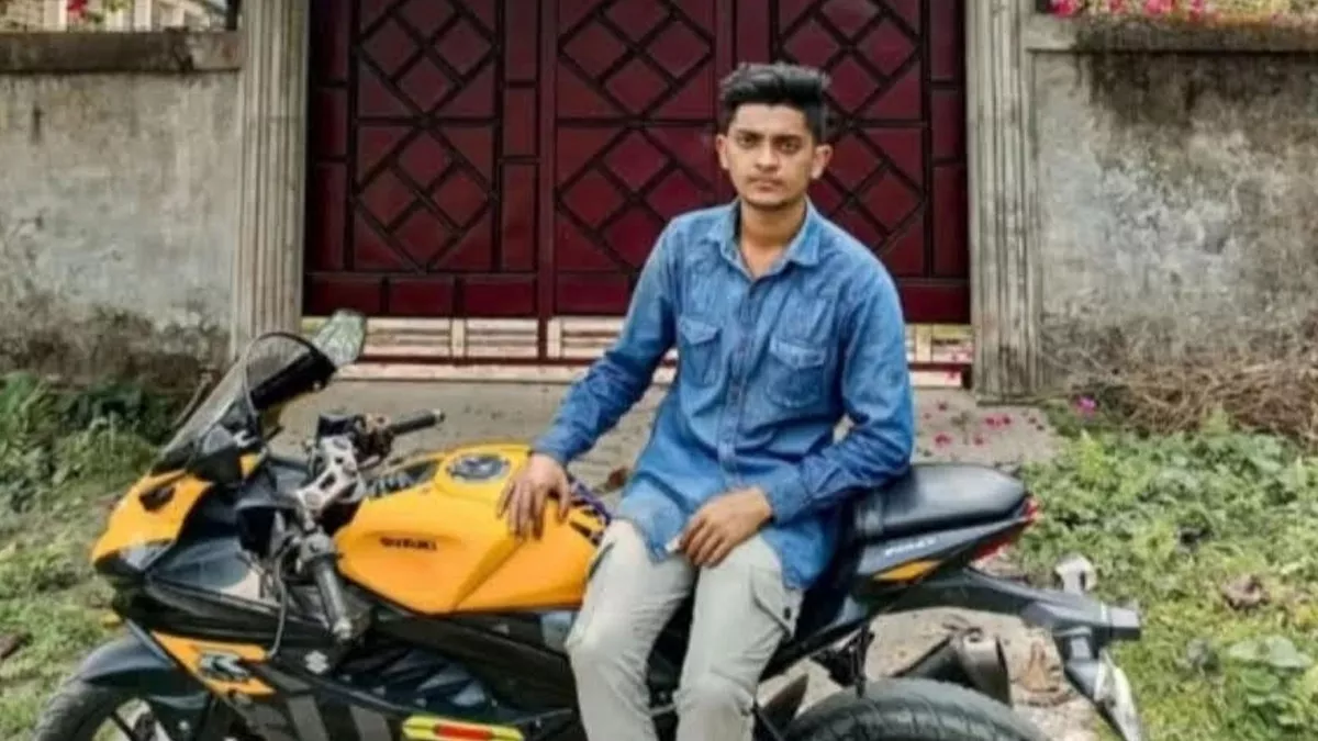 ঈশ্বরগঞ্জে মাইক্রোবাস-মোটরসাইকেল সংঘর্ষে তরুণ নিহত
