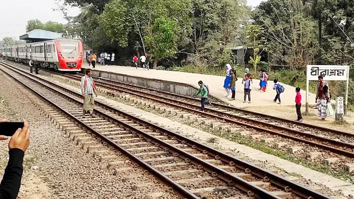 ‘টিকটক ভিডিও’ করতে গিয়ে ট্রেনে কাটা পড়ে দুজন নিহত