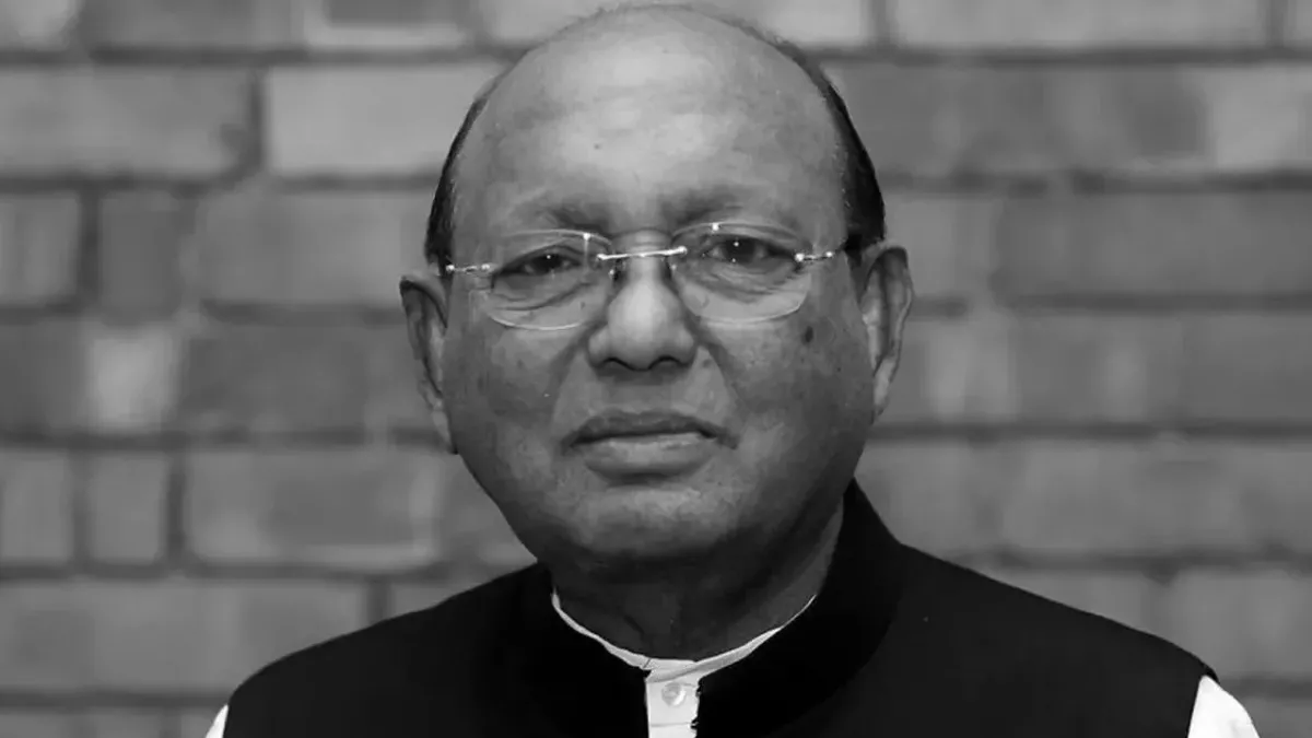 তোফায়েল আহমেদ: বাংলাদেশের উন্মেষ, বিকাশ ও বাঁকবদলের এক জীবন্ত কিংবদন্তি