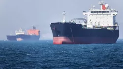 বিশ্ববাজারে আরও কমতে পারে তেলের দাম