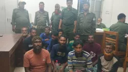 সুন্দরবনে ১ হাজার কেজি মধুসহ আটক ১১