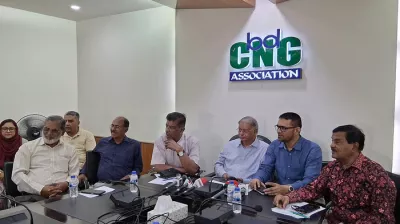 কমিশন বাড়ানোর দাবি সিএনজি স্টেশন মালিকদের