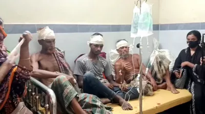 শৈলকুপায় দুপক্ষের সংঘর্ষে আহত ৬০, ১৫ বাড়িঘরে হামলা-ভাঙচুর