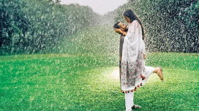 তোমার প্রিয় ঋতু বর্ষা তাই