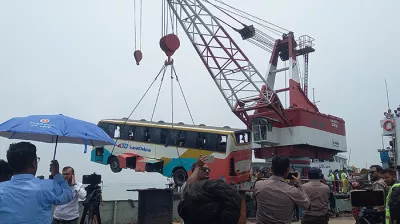 পদ্মায় বাসডুবির ঘটনায় মামলা, গ্রেপ্তারদের জামিন