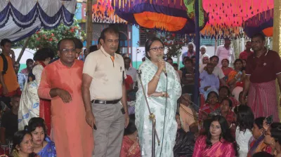 এতিম ও অসহায় শিশুদের পাশে দাঁড়ানো নৈতিক কর্তব্য: প্রতিমন্ত্রী পুতুল 