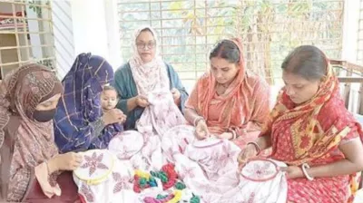 সরকারি চাকরি ছেড়ে প্রীতি গড়ছেন নারীদের স্বপ্ন
