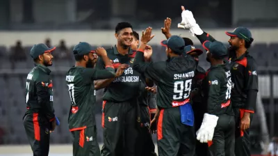 ২১ বছর পর মিরপুরে অস্ট্রেলিয়া বধ