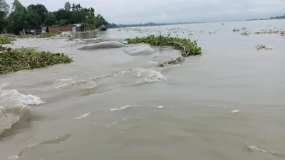 উজানের ঢলে কুড়িগ্রামে বন্যা পরিস্থিতির অবনতি