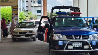 সুন্দরবনে ‘গোলাগুলি’, দুলাভাই বাহিনী প্রধান গ্রেপ্তার