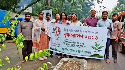 রাজধানীতে গ্রিন কনসার্ন’স ফাউন্ডেশনের উদ্যোগে বৃক্ষরোপণ