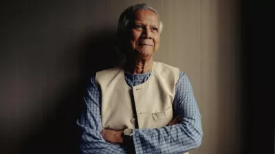ড. ইউনূসসহ ৫ জনের নামে মামলার আবেদন