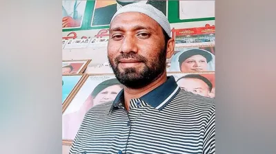 স্বেচ্ছাসেবক দলের নেতা খুনের নেপথ্যে ফুটপাতে চাঁদাবাজি