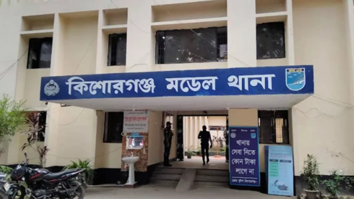 তরুণদের গ্রাস করছে মাদক বাড়ছে চুরি-ছিনতাই