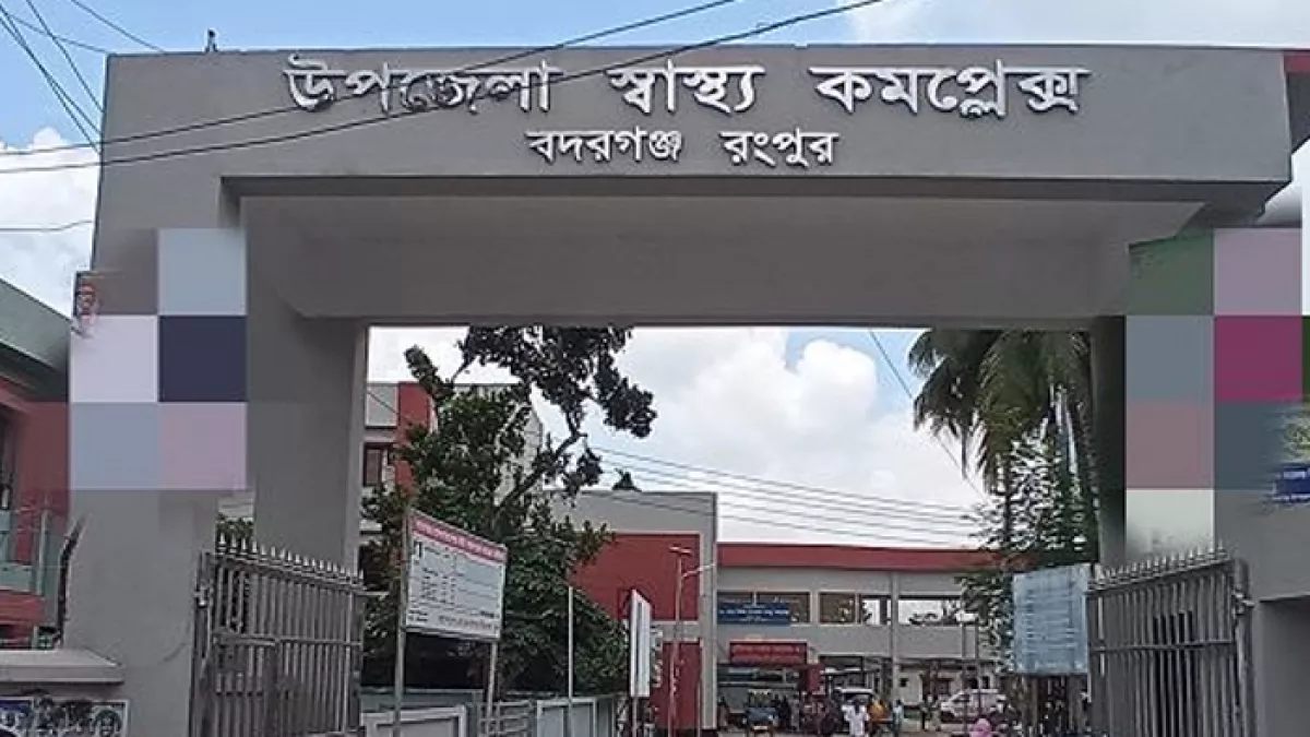 শিশু ছাত্রকে পিটিয়ে জখম, হাসপাতালে ভর্তি
