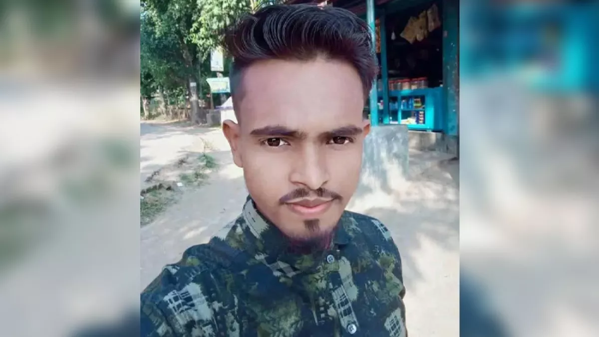 গৌরীপুরে বৈদ্যুতিক খুঁটিতে কাজ করার সময় বিদ্যুৎস্পৃষ্ট হয়ে নিহত মাসুদ করিম বাবু। প্রবা ফটো 
