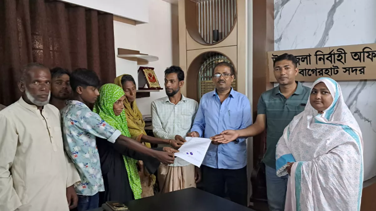 সন্তানের মৃত্যুর শোক বুকে নিয়ে পরিবারের কাছে ফাতেমার মা